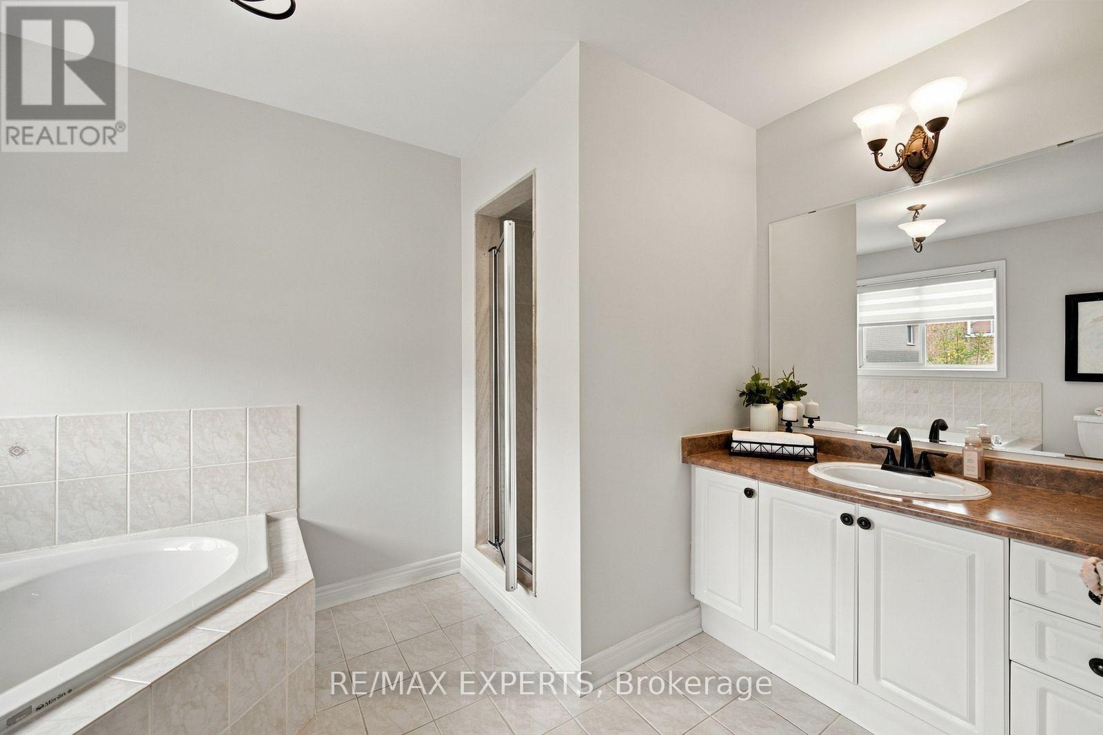 Sonoma Heights, ON photo 18
