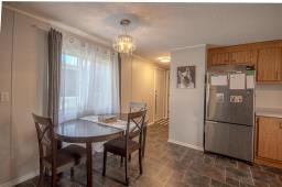 40 Meadowlark Court, Brandon, MB R7C5Y3 Photo 8