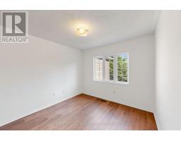 552 Thelma Street, Burlington, ON L7L6W9 Photo 36