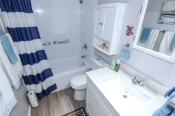 18 Mcmullen Crescent, Winnipeg, MB R2C3W9 Photo 17