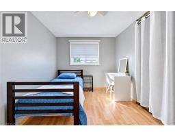 136 Sekura Crescent, Cambridge, ON N1R7E9 Photo 12