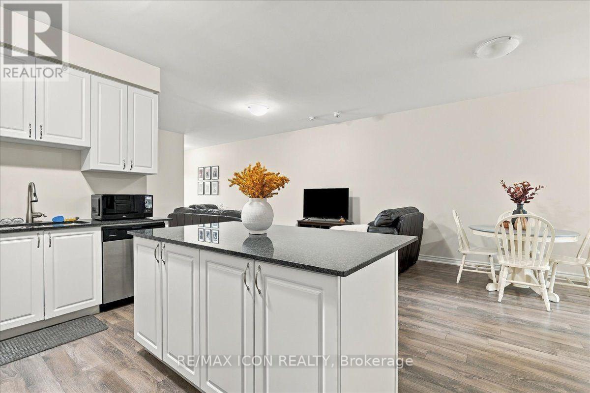 75- 908 Apple Hill Lane, Kitchener, ON photo 9