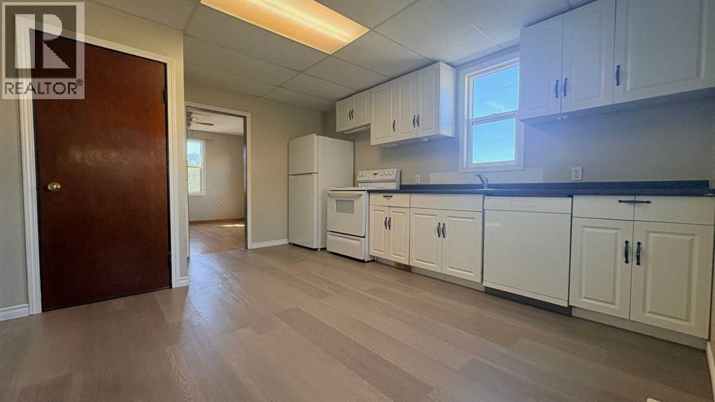 602 5 Avenue - Image 4