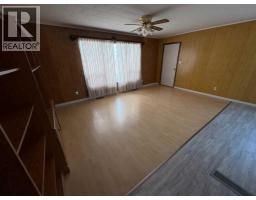 10914 90 Street, Peace River, AB T8S1P1 Photo 8
