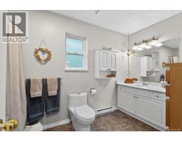 1136 Corcan Rd, Qualicum Beach, BC V9K2R6 Photo 23