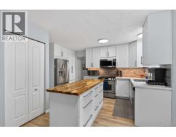 1136 Corcan Rd, Qualicum Beach, BC V9K2R6 Photo 15