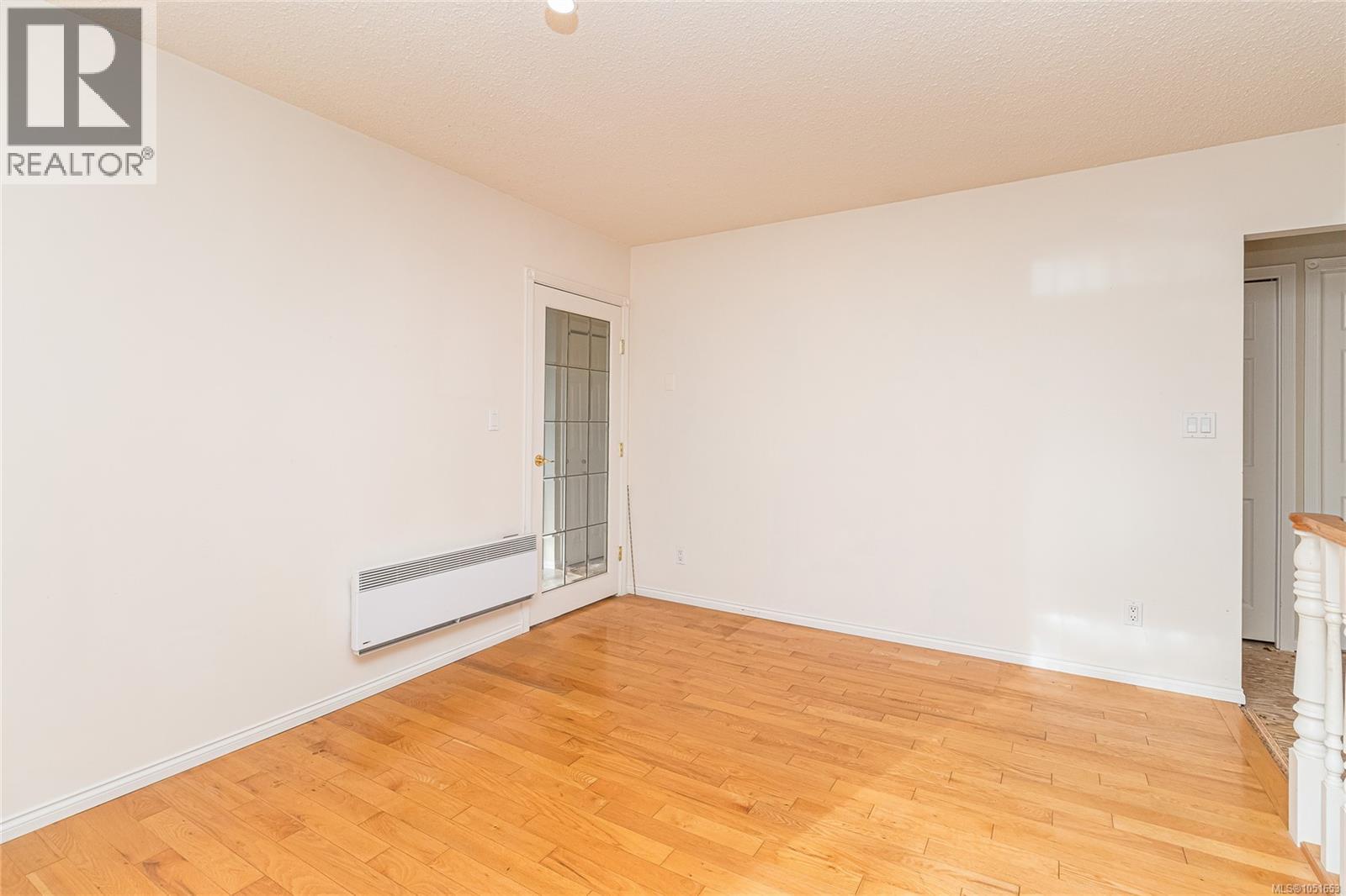 7956 Arthur Dr - Image 10