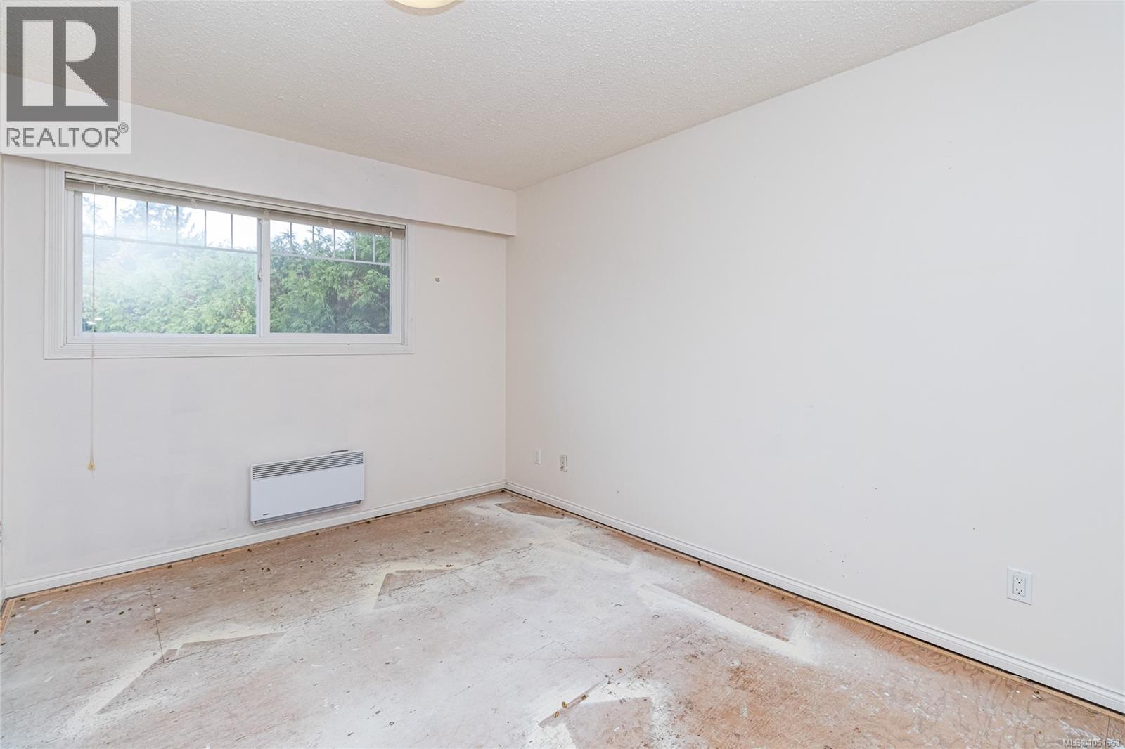 7956 Arthur Dr - 23
