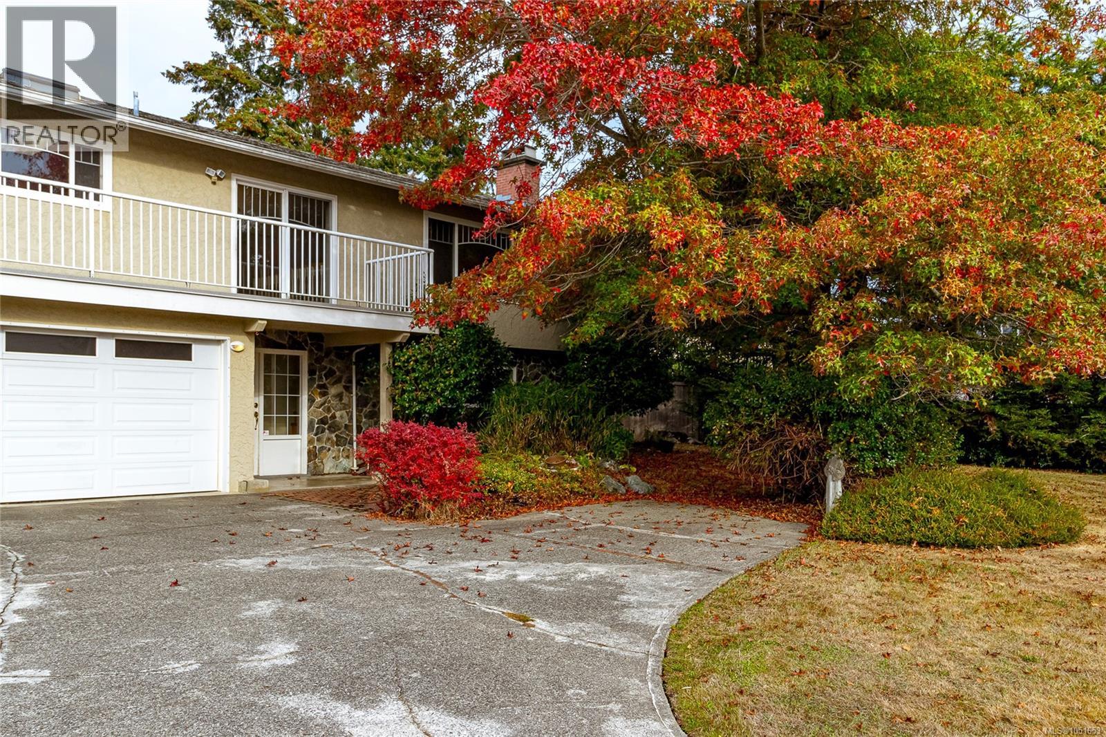 7956 Arthur Dr - 3
