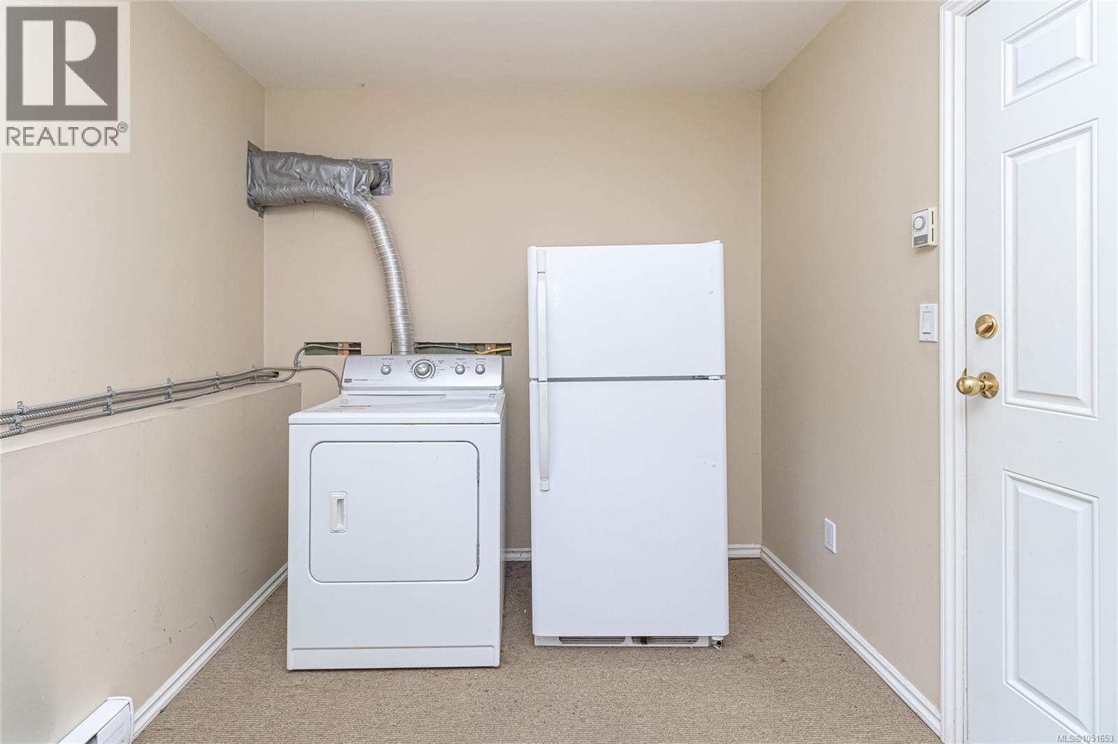 7956 Arthur Dr - 35