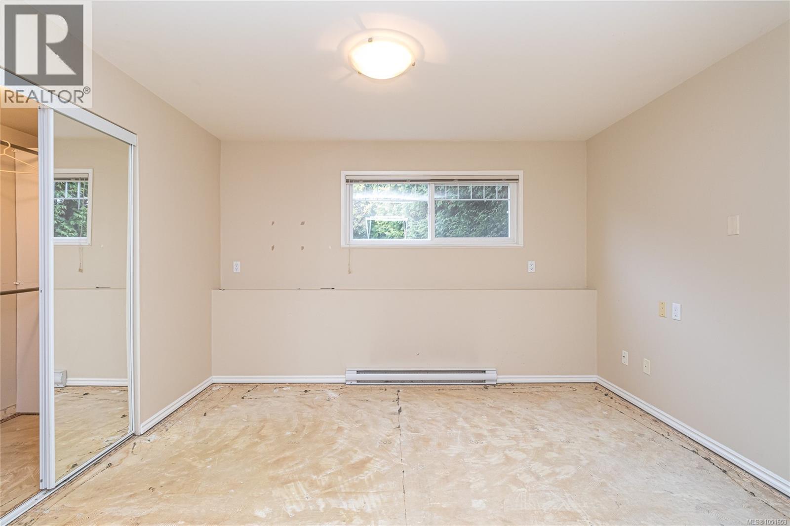 7956 Arthur Dr - 37