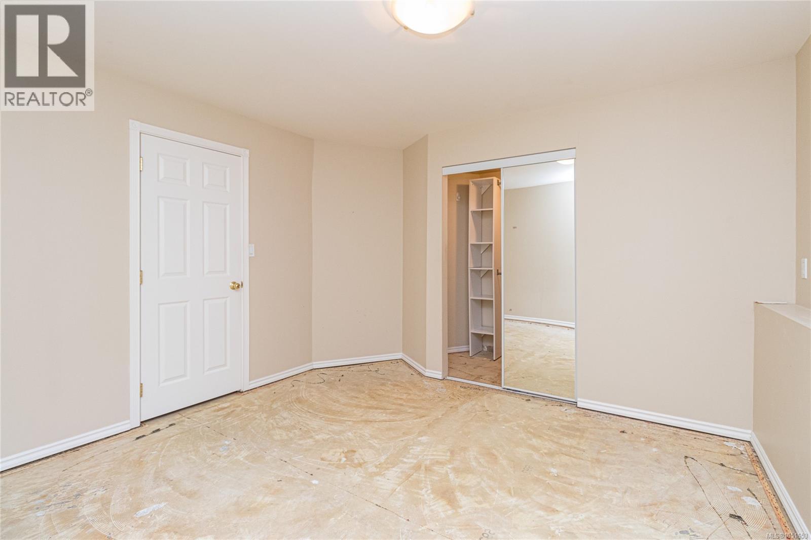 7956 Arthur Dr - Image 38