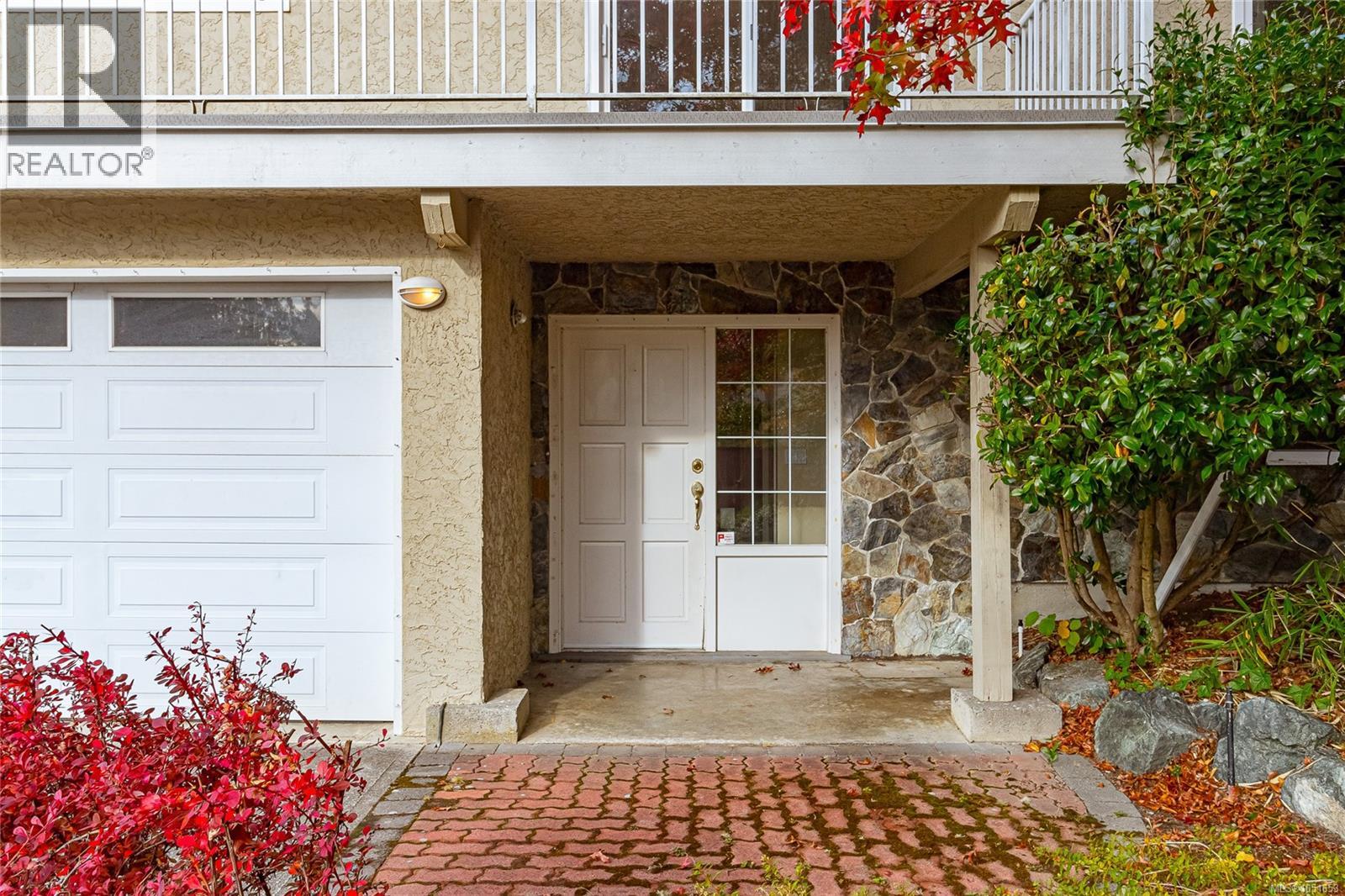 7956 Arthur Dr - Image 4