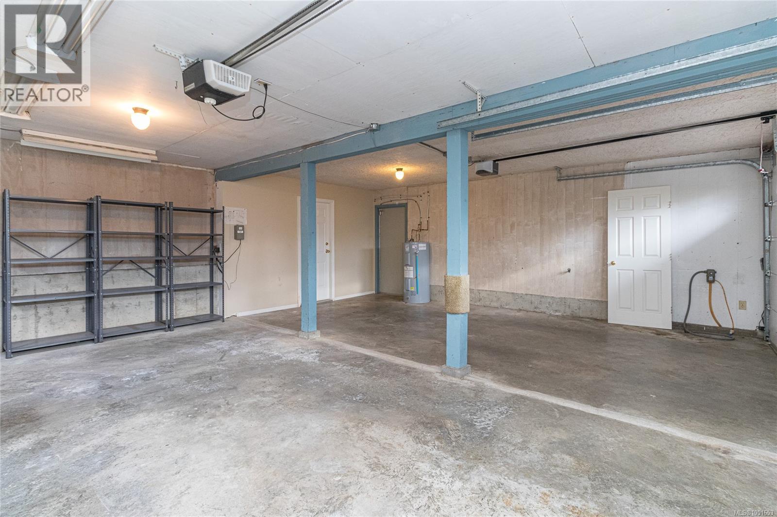7956 Arthur Dr - Image 42