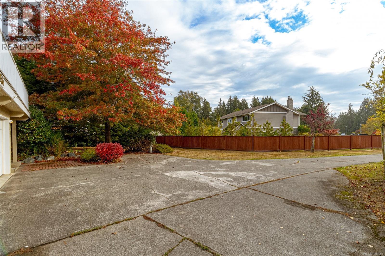 7956 Arthur Dr - Image 47