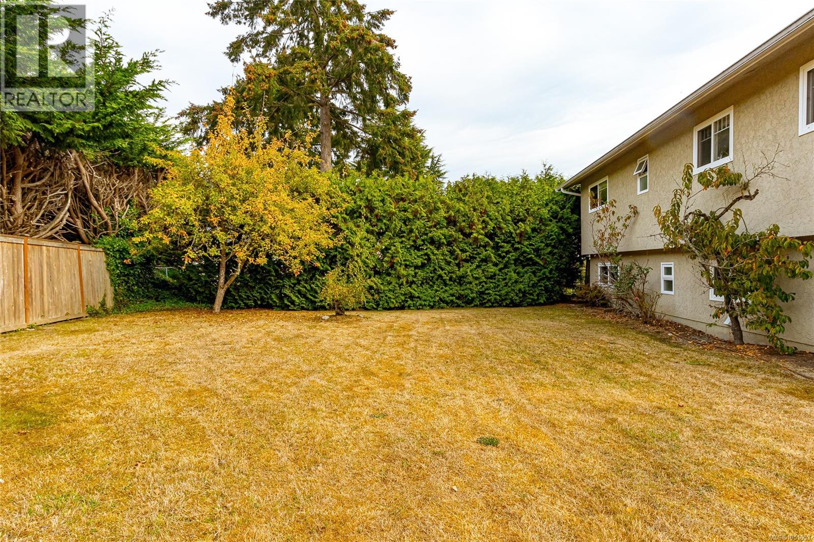 7956 Arthur Dr - Image 51
