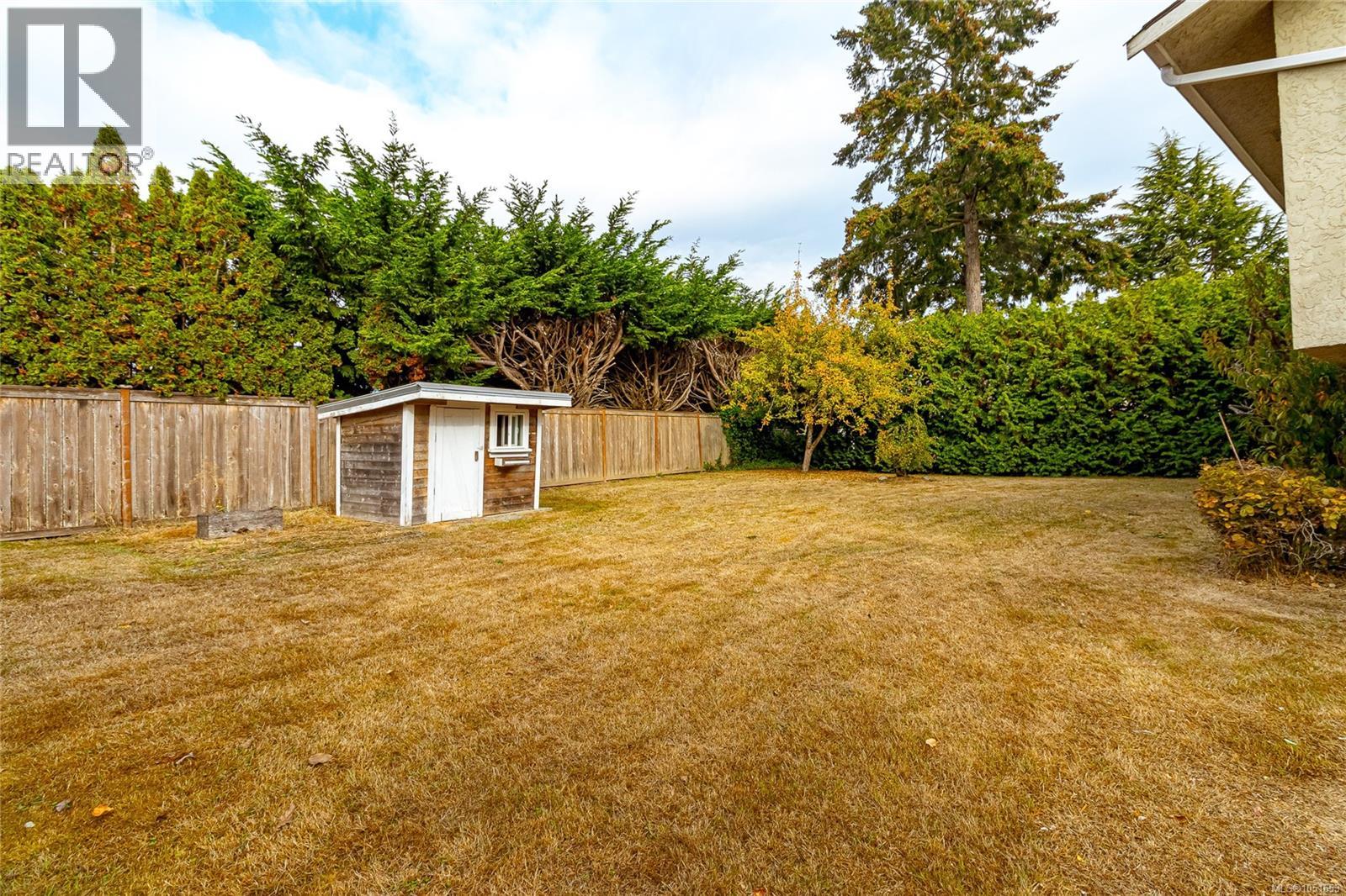 7956 Arthur Dr - Image 53