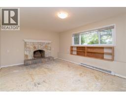 7956 Arthur Dr, Central Saanich, BC V8M1V2 Photo 30
