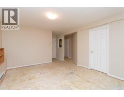 7956 Arthur Dr, Central Saanich, BC V8M1V2 Photo 32