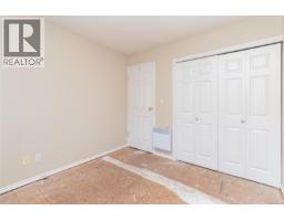 7956 Arthur Dr, Central Saanich, BC V8M1V2 Photo 36