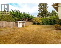 7956 Arthur Dr, Central Saanich, BC V8M1V2 Photo 53