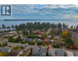 7956 Arthur Dr, Central Saanich, BC V8M1V2 Photo 61