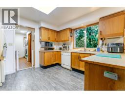 Porch - 1970 Lands End Rd, North Saanich, BC V8L5J2 Photo 14