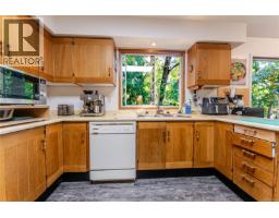 Family room - 1970 Lands End Rd, North Saanich, BC V8L5J2 Photo 17