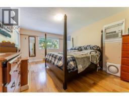 1970 Lands End Rd, North Saanich, BC V8L5J2 Photo 25