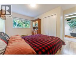 1970 Lands End Rd, North Saanich, BC V8L5J2 Photo 34