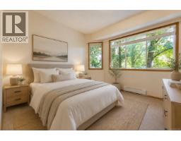 1970 Lands End Rd, North Saanich, BC V8L5J2 Photo 36