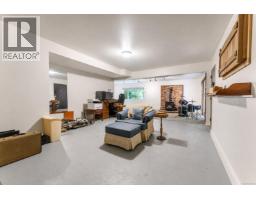 1970 Lands End Rd, North Saanich, BC V8L5J2 Photo 43