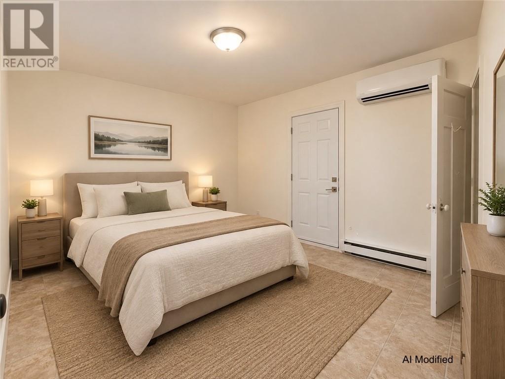 2731 Main Street - 12