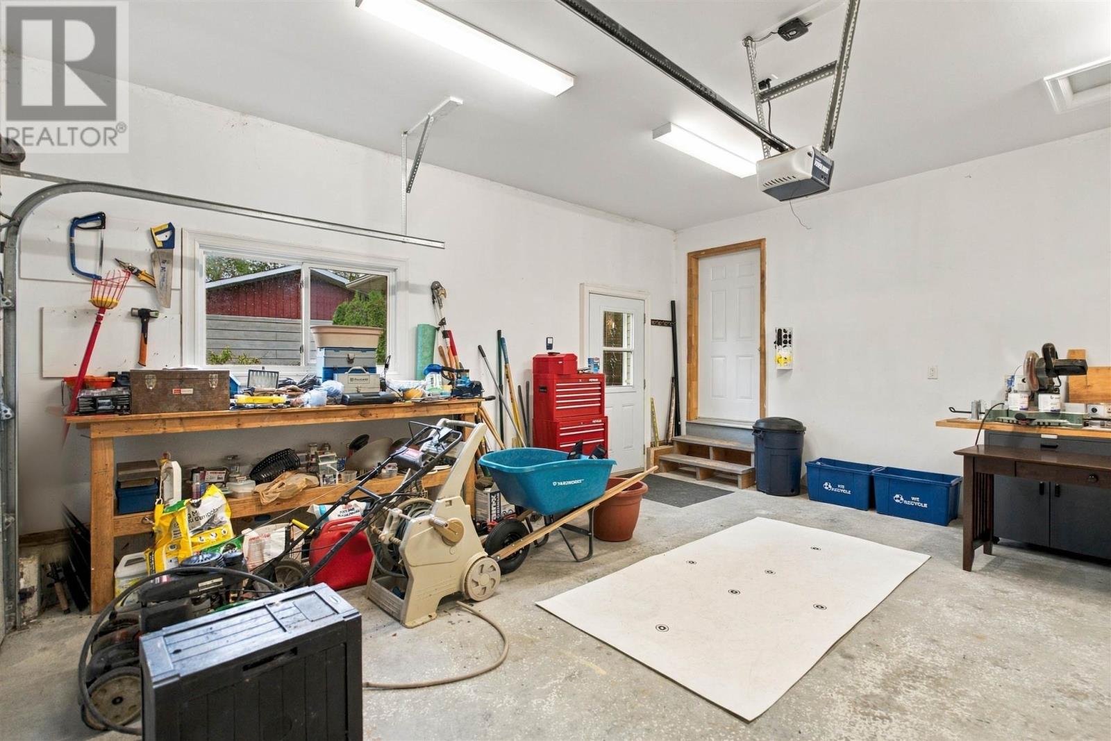 173 Youngfox RD - 35