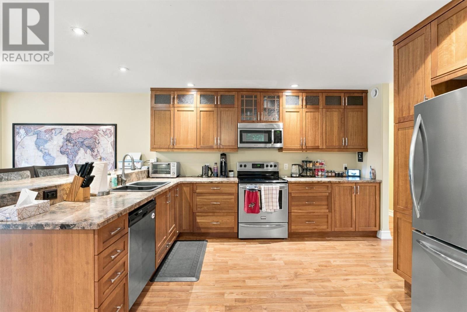 173 Youngfox RD - 9