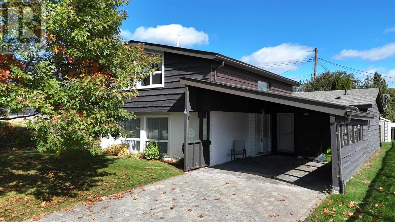 4 Timmins RD - 1