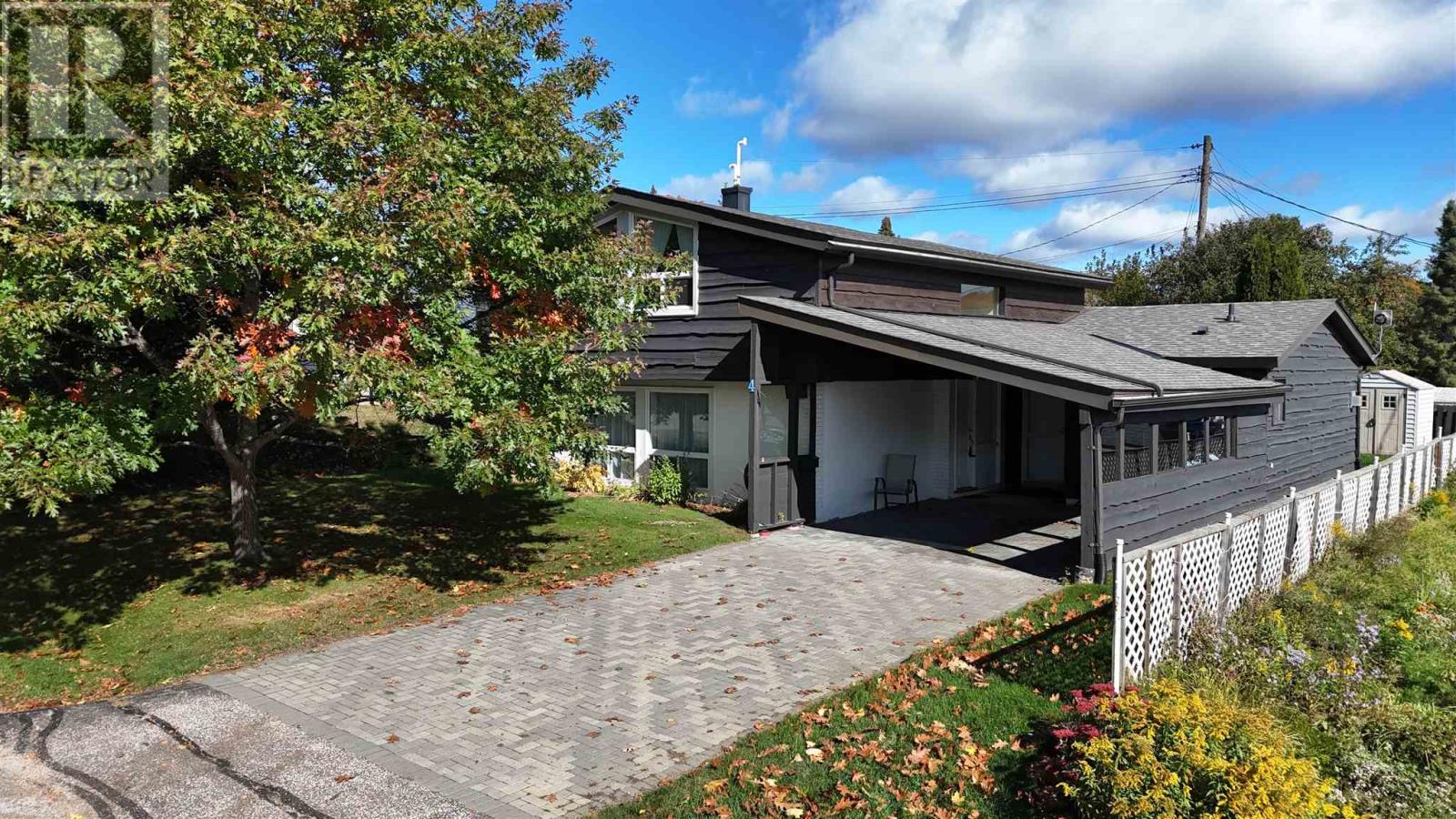 4 Timmins RD - 36