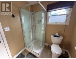 4 Timmins Rd, Elliot Lake, ON P5A1K7 Photo 21
