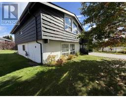 4 Timmins Rd, Elliot Lake, ON P5A1K7 Photo 34