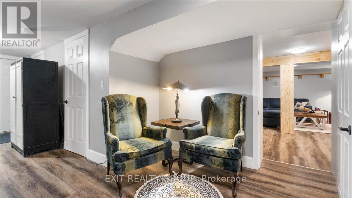 44 Hillcrest Drive — photo 33
