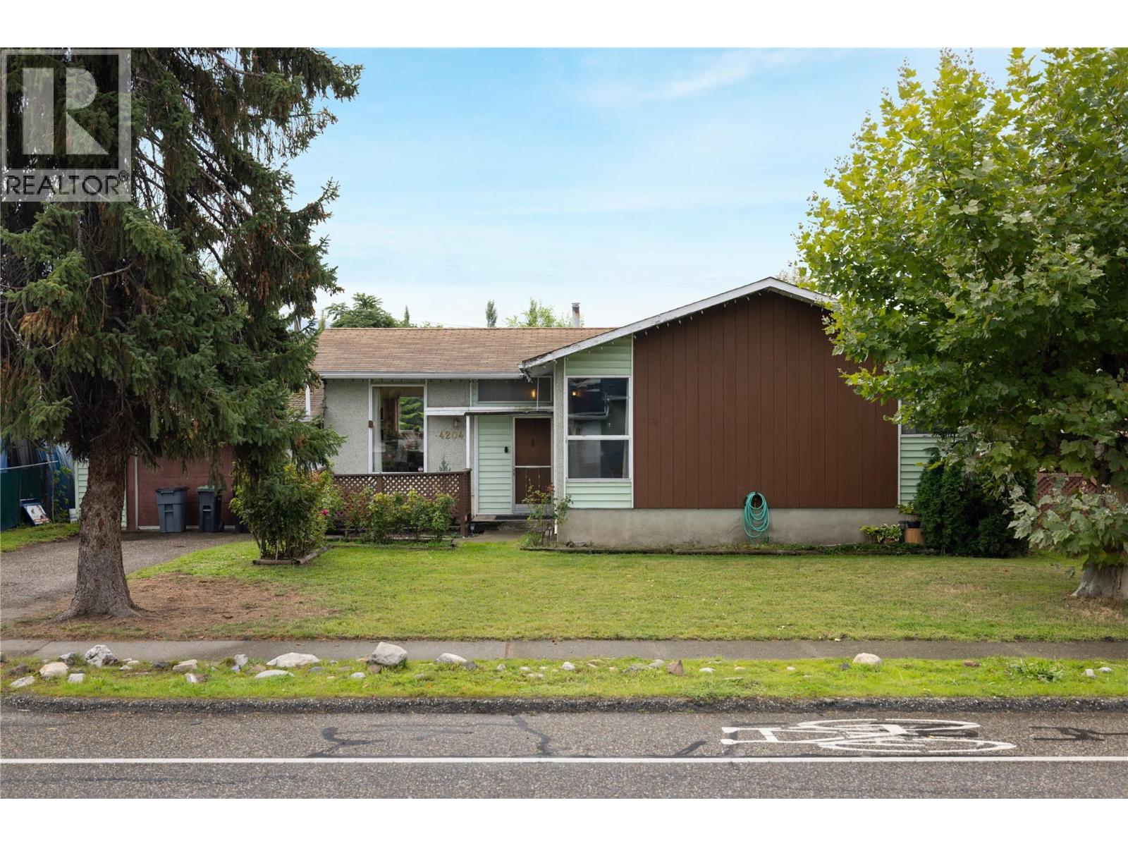 4204 27 Avenue, Vernon