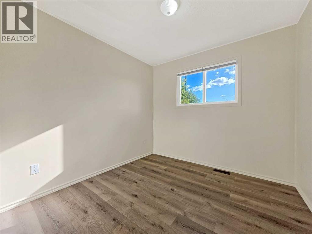 9818 110 Street - 12