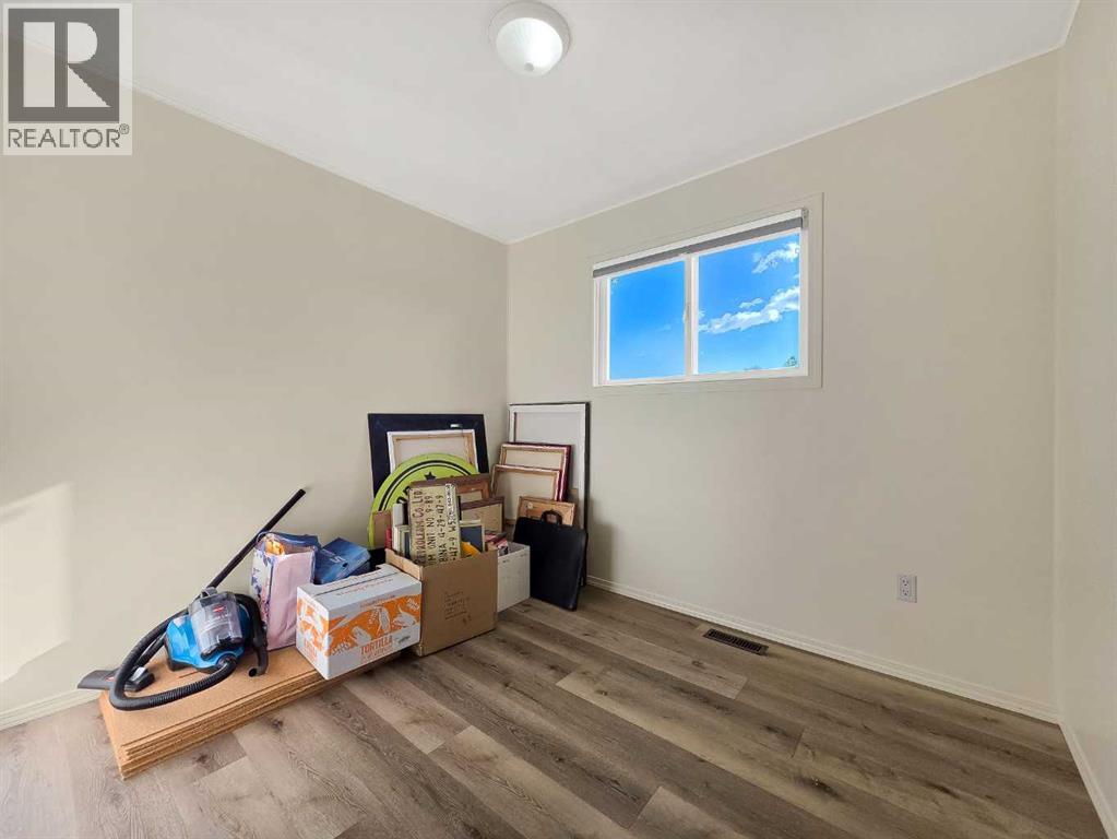 9818 110 Street - Image 13