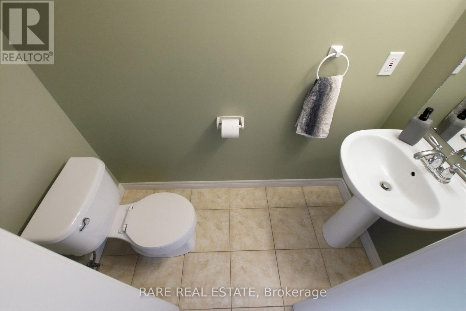 #5 25 VIKING DRIVE - Image 17