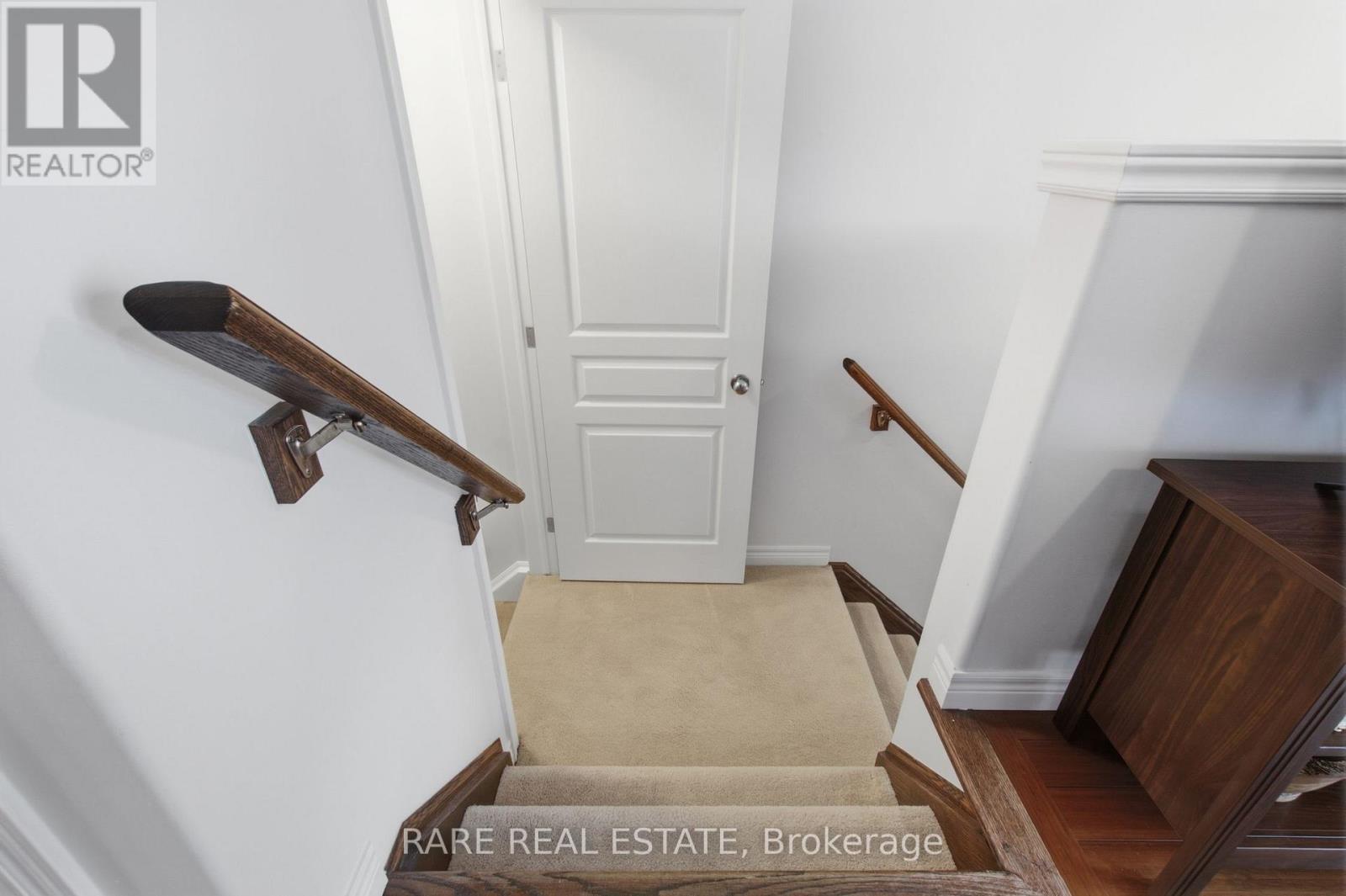#5 25 VIKING DRIVE - 31