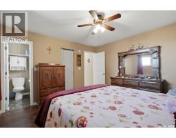 4pc Ensuite bath - 15 Blake Crescent, Aberdeen, SK S0K0A0 Photo 13