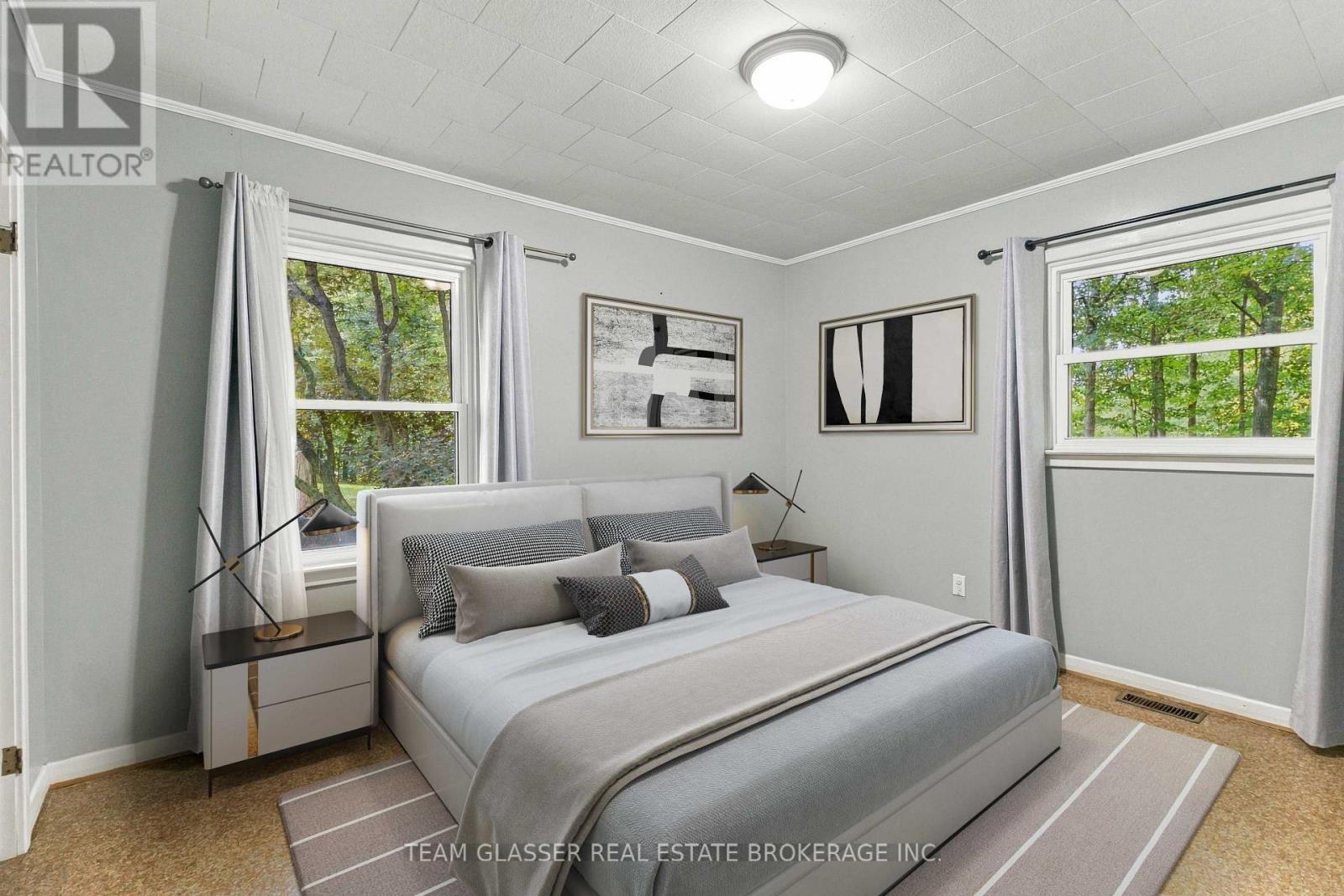 36 BRAEMAR CRESCENT - 15