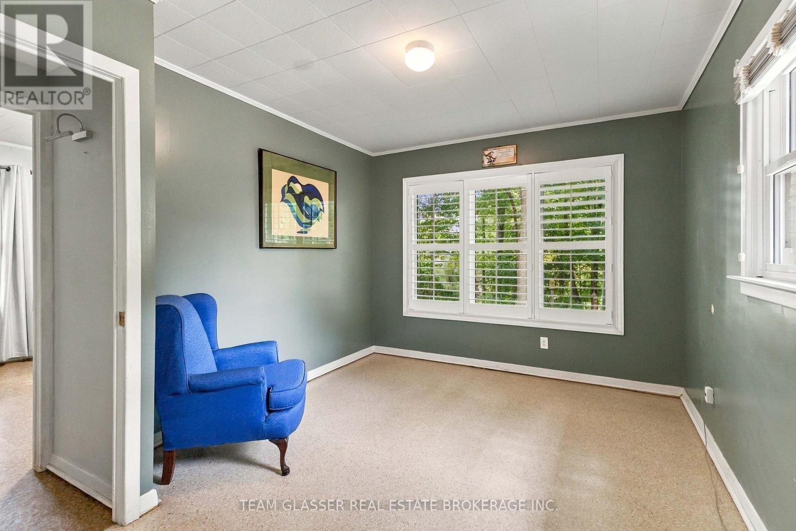 36 BRAEMAR CRESCENT - 16