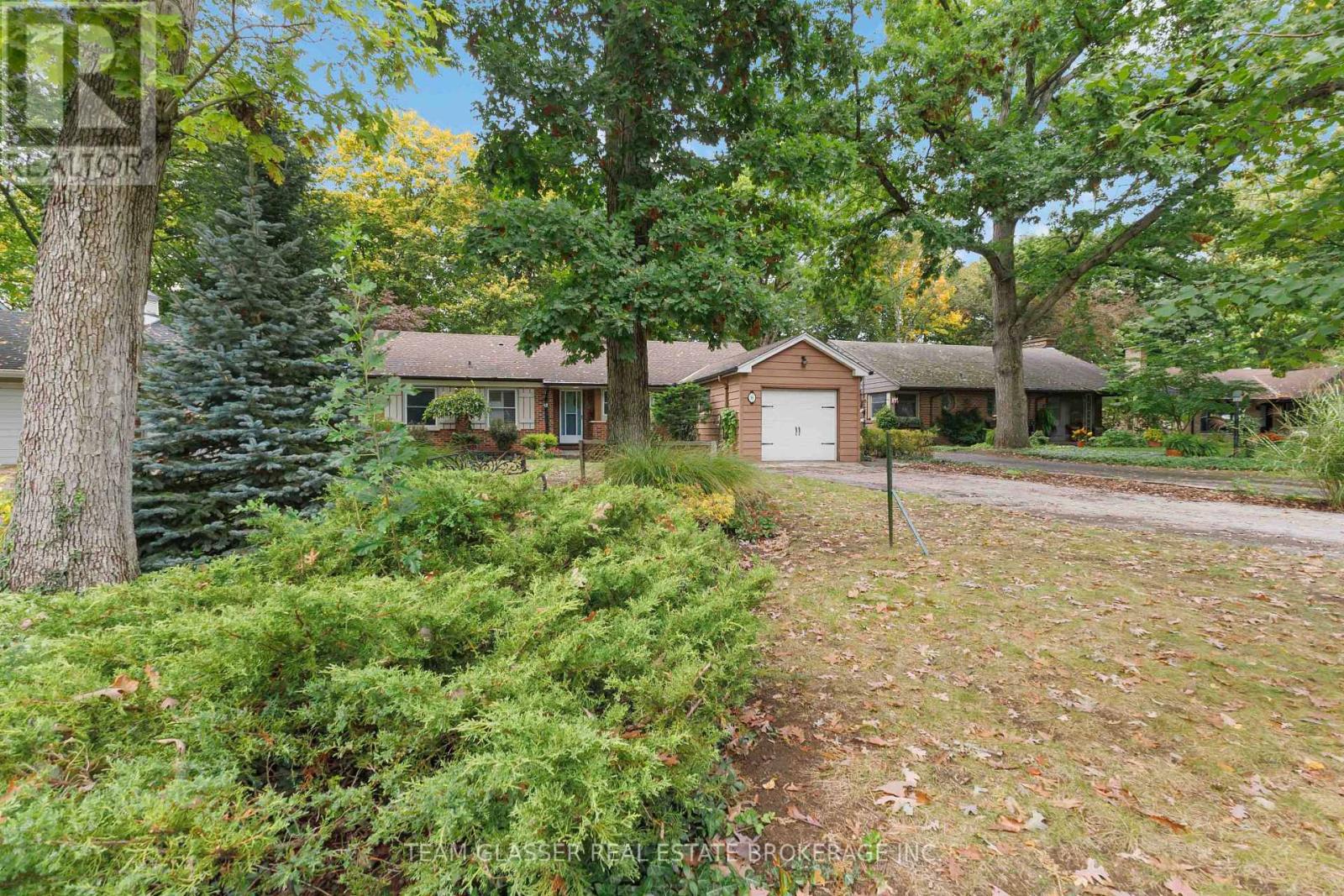 36 BRAEMAR CRESCENT - Image 3