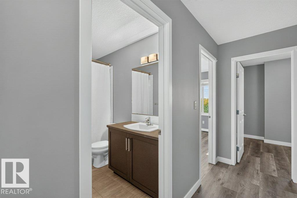 #12 320 SECORD BV NW - 25